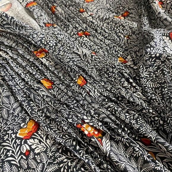 Flowy floral tunic! 🌺 - Picture 6 of 7